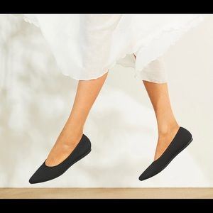 Vivaia Black Point Toe Woman’s Ballet Flats size 37